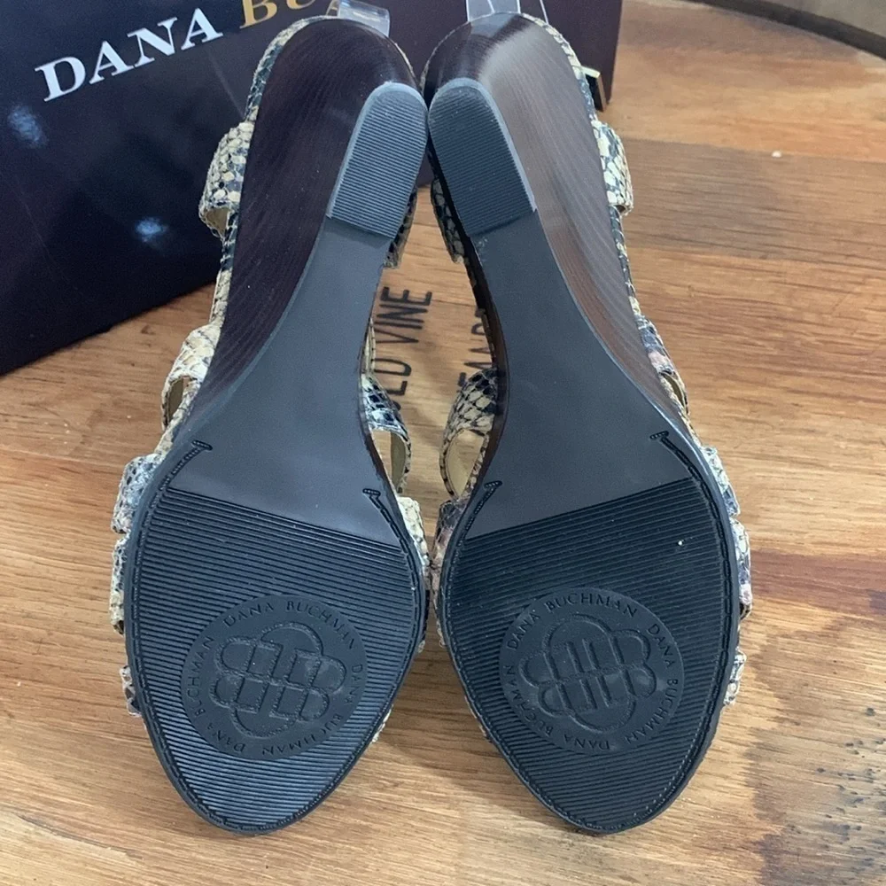 Dana Buchman | NIB Vala Snake Embossed Leather Strappy Stacked Wedge Heels 6.5 M